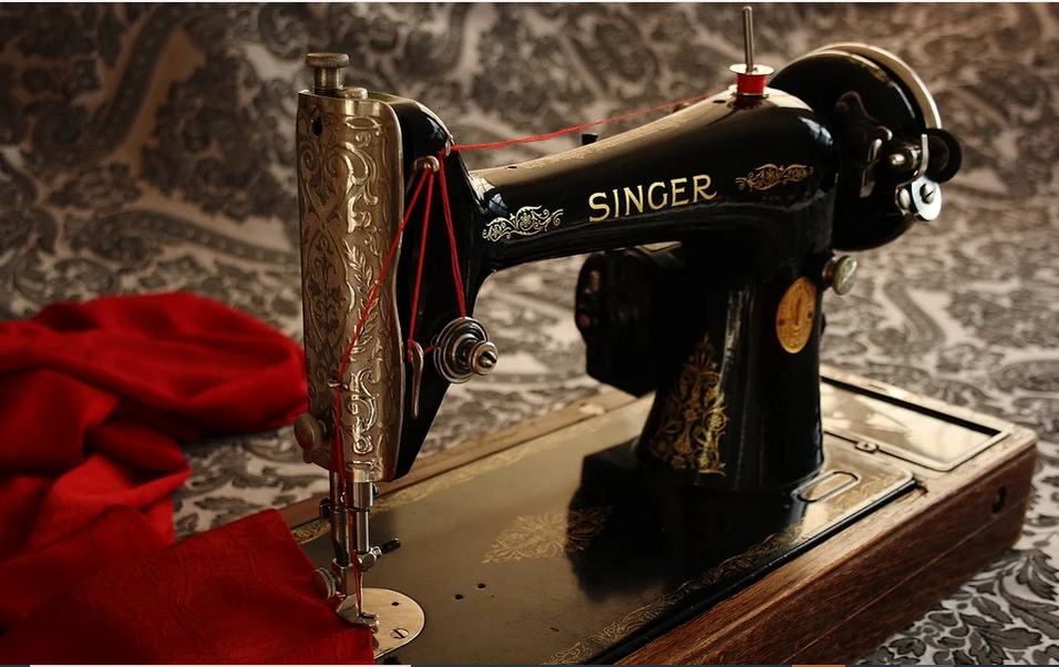 Reasons to Invest in a Sewing Machine